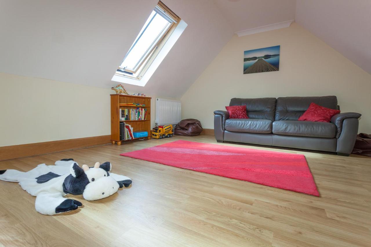 Honeysuckle Cottage At Williamscraig Holiday Cottages Linlithgow Exteriör bild